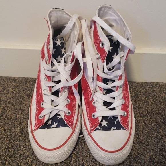 Converse Unisex Red and Blue Star High-Tops - Picture 1 of 7